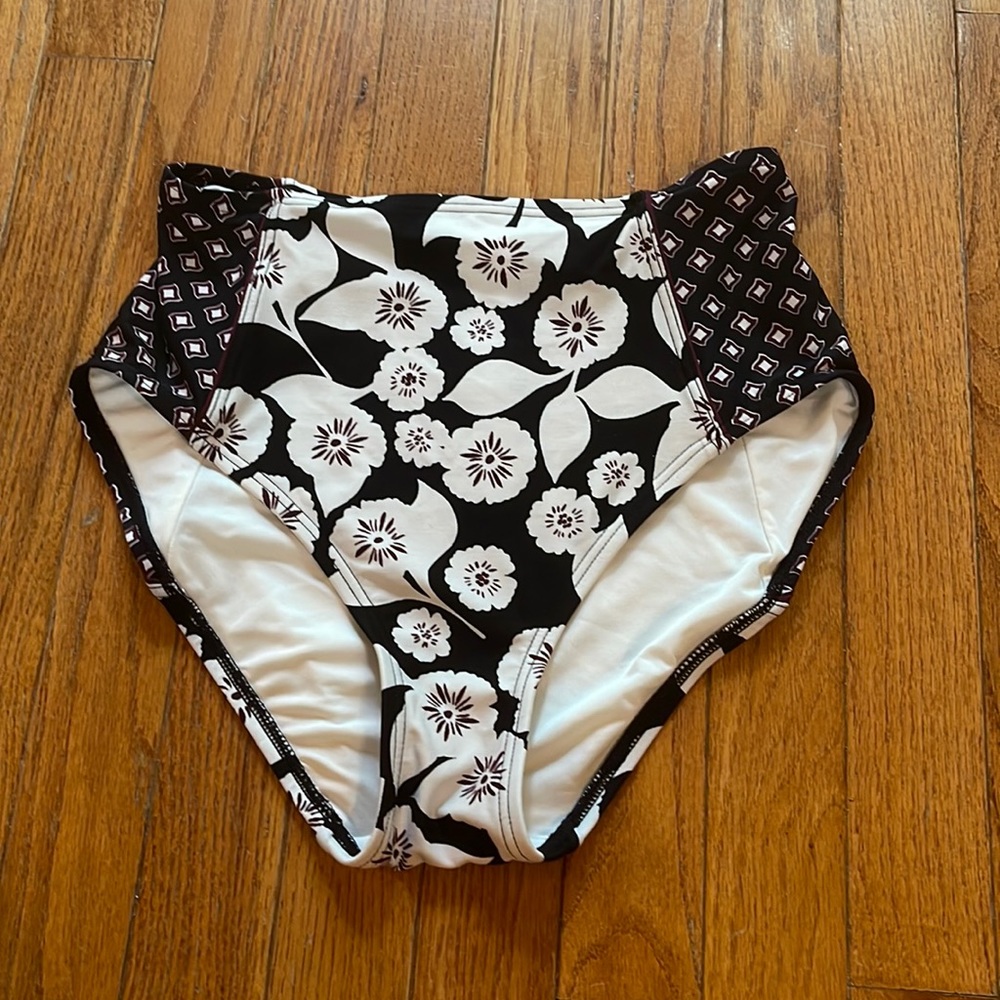 NWOT Kate Spade bikini bottom